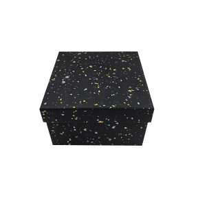 Melnas dāvanu kastes