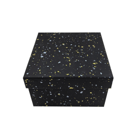 Melnas dāvanu kastes