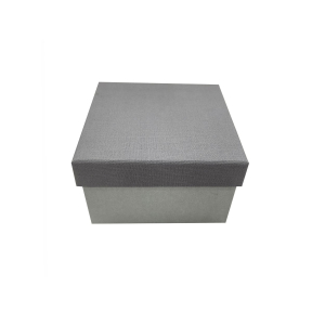 Pelēkas dāvanu kastes